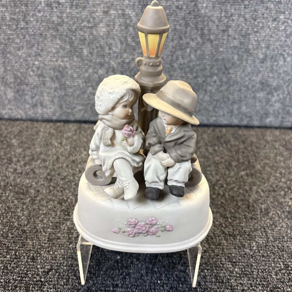 Enesco~Kim Anderson~You Captured my Heart From the Very Start~Music Box~Works